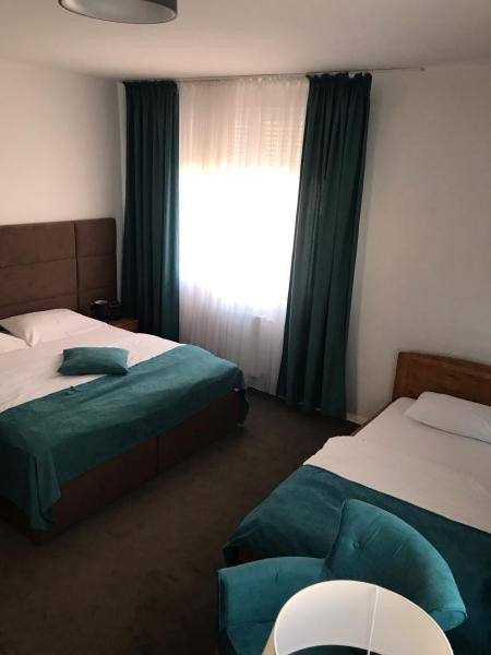 Double room with extra bed